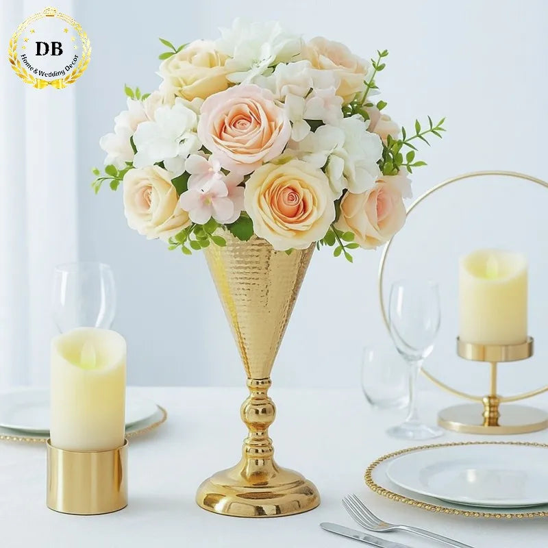 Decorative Tall Metal Gold Table Display for Floral Arrangement Blumenvase Flower Vase for Wedding Banquet Centerpiece